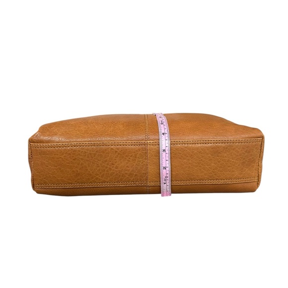 Spikes & Sparrow Tan Leather Shoulder Bag - Picture 13 of 14